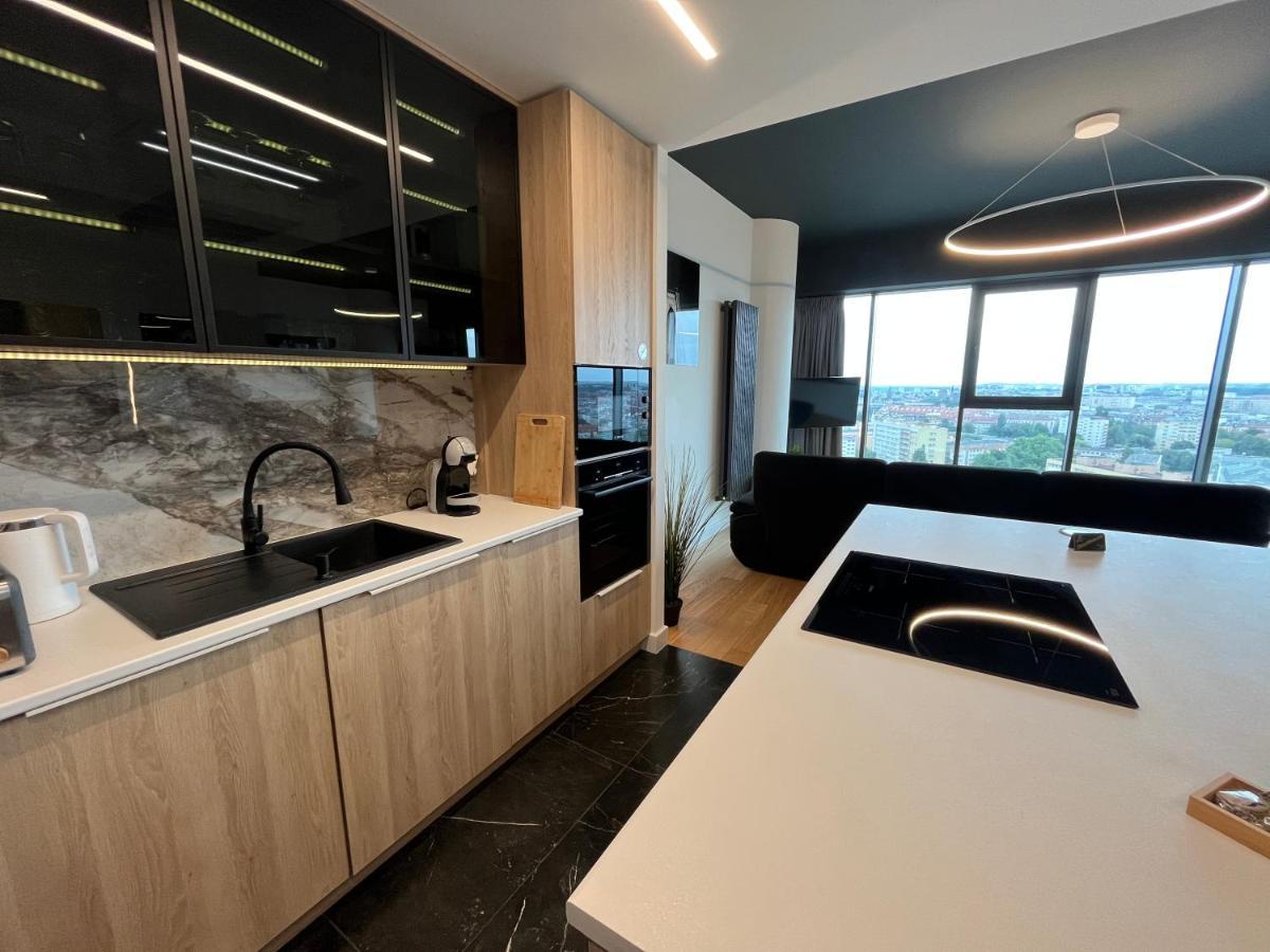 Hanza Tower - Luxurious Apartment 60M2 - 15Th Floor City View Szczecin Exterior foto